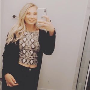 Meet your Posher, Allison